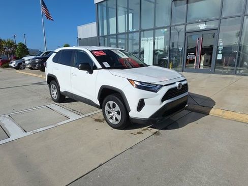 Used 2023 Toyota RAV4 LE FWD image 2