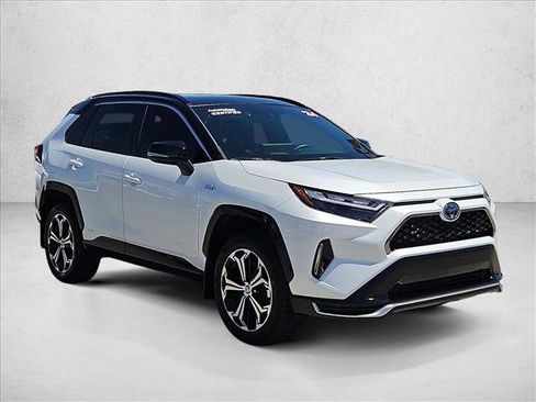 Used 2024 Toyota RAV4 XSE w/ Weather Package AWD/4WD image 3