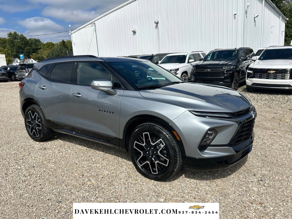 Used 2025 Chevrolet Blazer RS w/ Driver Confidence II Package AWD/4WD image 7