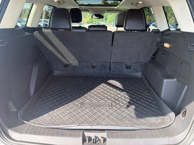 Used 2019 Ford Escape Titanium FWD image 9