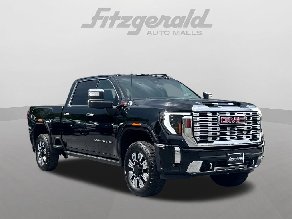 Used 2025 GMC Sierra 3500 Denali w/ Denali Reserve Package AWD/4WD image 1