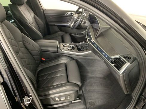 Used 2024 BMW X5 xDrive50e w/ Premium Package image 42