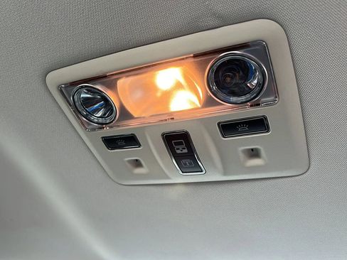 Used 2016 Jaguar XJ Supercharged RWD image 15