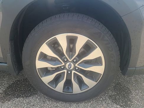 Used 2024 Subaru Outback Limited AWD/4WD image 9