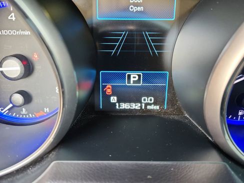 Used 2017 Subaru Outback 2.5i Limited image 24