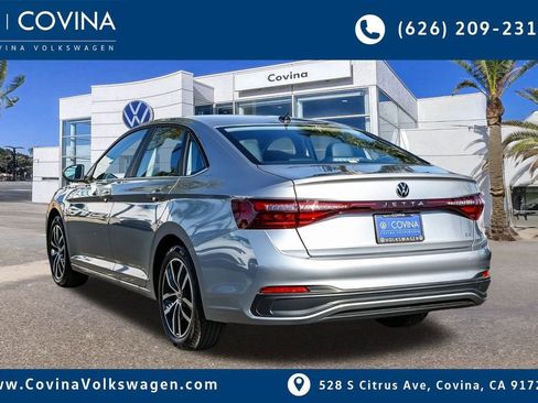New 2026 Volkswagen Jetta SE image 5