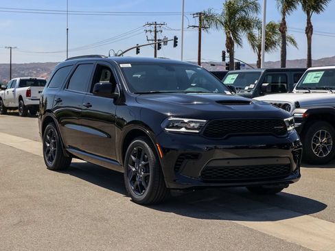 New 2026 Dodge Durango GT w/ Blacktop Package AWD/4WD image 2