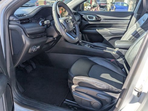 Used 2022 Jeep Compass Altitude image 11