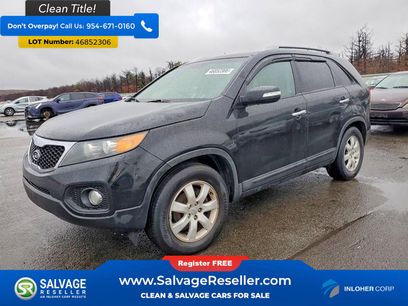 Used 2013 Kia Sorento LX w/ Convenience Pkg