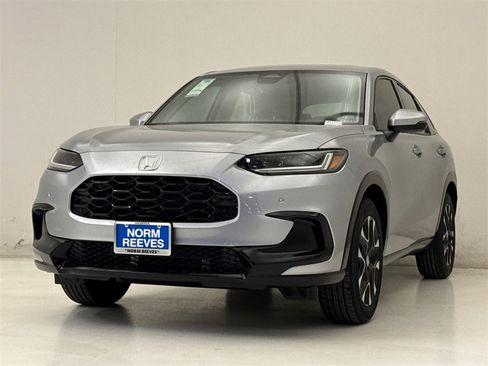 New 2026 Honda HR-V EX-L image 2