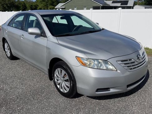 Used 2008 Toyota Camry LE image 4