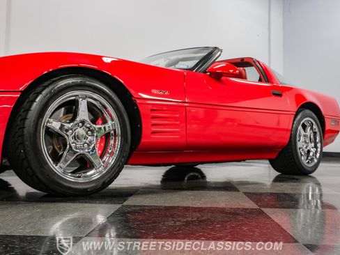 Used 1991 Chevrolet Corvette ZR-1 RWD image 24