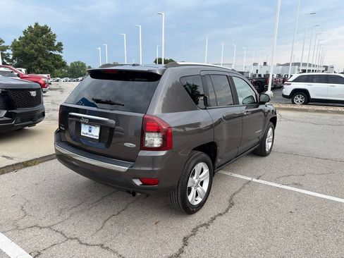 Used 2015 Jeep Compass High Altitude AWD/4WD image 12