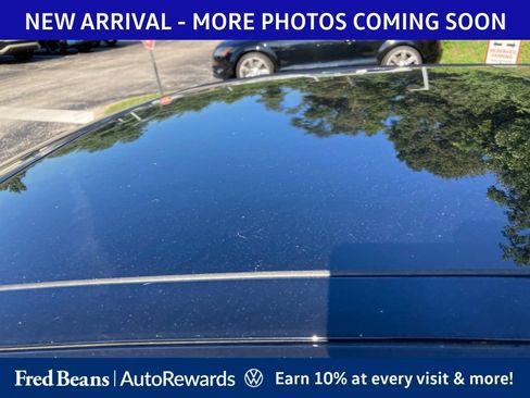 Used 2017 Volkswagen GTI SE FWD image 8