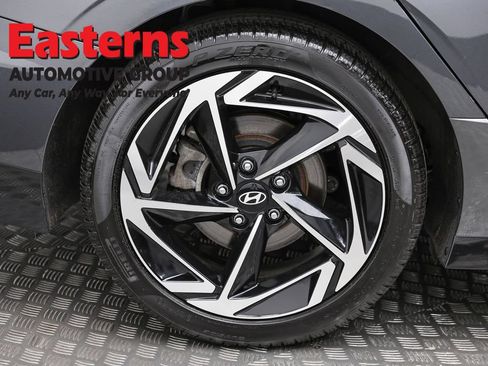 Used 2024 Hyundai Sonata SEL w/ Convenience Package FWD image 31