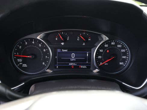 Used 2024 Chevrolet Equinox LT AWD/4WD image 14