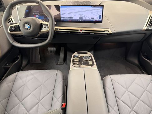New 2026 BMW iX xDrive45 AWD/4WD image 15