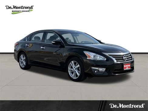 Used 2013 Nissan Altima 2.5 SL w/ Technology Pkg image 3