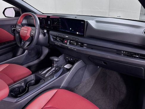 New 2025 Kia K4 GT-Line image 30