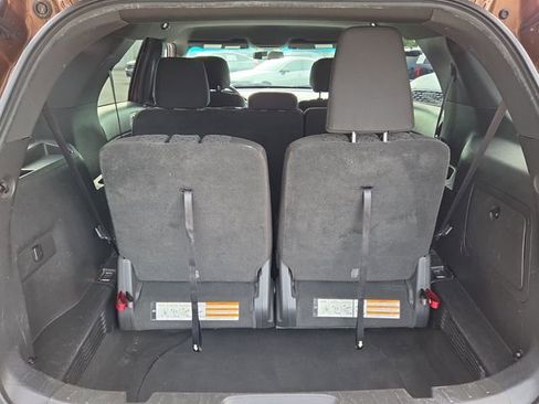 Used 2012 Ford Explorer XLT w/ Class III Trailer Tow Pkg AWD/4WD image 16