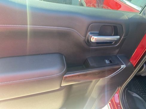 Used 2019 GMC Sierra 1500 SLT w/ SLT Premium Package image 11
