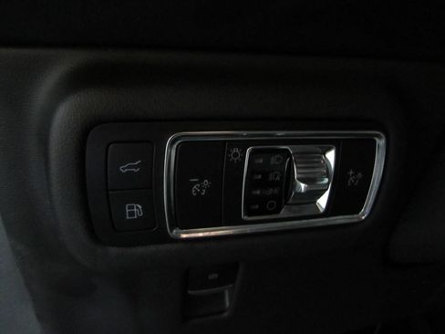 Used 2024 Lincoln Nautilus Reserve w/ Jet Appearance Package (87T) AWD/4WD image 23