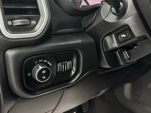 Used 2020 RAM 3500 Laramie AWD/4WD image 18