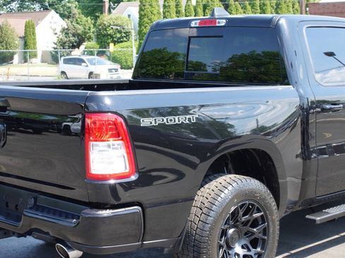 Used 2022 RAM 1500 Big Horn AWD/4WD image 14