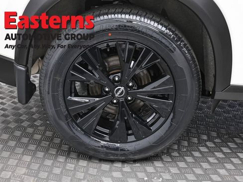 Used 2023 Nissan Rogue SV w/ SV Premium B Package AWD/4WD image 31