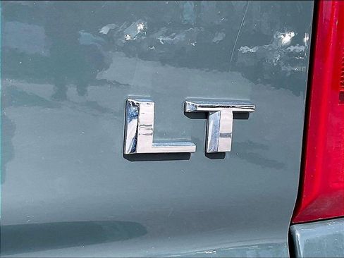 Used 2025 Chevrolet Silverado 1500 LT AWD/4WD image 27