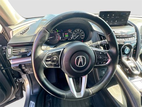 Used 2024 Acura RDX SH-AWD image 11
