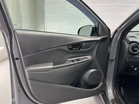 Used 2021 Hyundai Kona Night w/ Cargo Package AWD/4WD image 17
