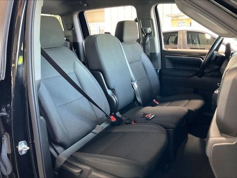 Used 2025 Chevrolet Silverado 1500 LT RWD image 22