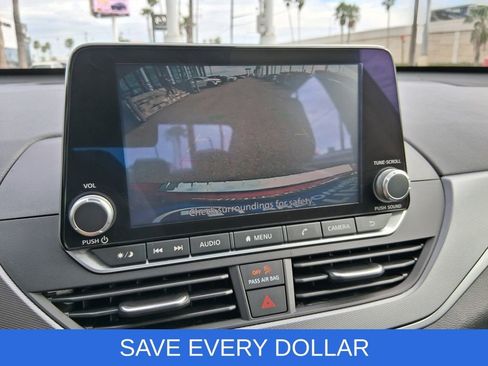 Used 2023 Nissan Altima 2.5 SR AWD/4WD image 18