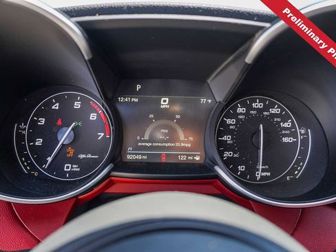Used 2020 Alfa Romeo Giulia w/ Nero Edizione RWD image 18