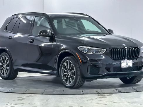 Used 2022 BMW X5 M50i w/ Executive Package AWD/4WD image 9
