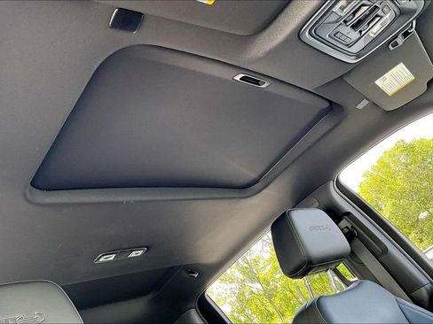 Used 2025 GMC Sierra 2500 AT4 w/ AT4 Premium Plus Package AWD/4WD image 28