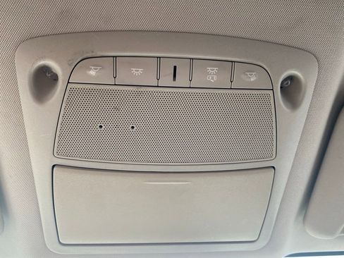 Used 2019 Nissan Rogue Sport S image 23