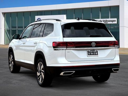 New 2026 Volkswagen Atlas SE FWD image 6