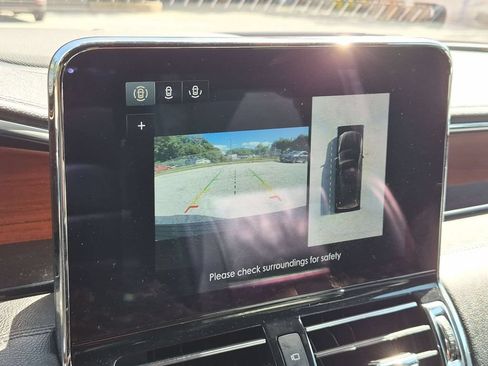 Used 2020 Lincoln Navigator L Reserve w/ Equipment Group 208A Reserve AWD/4WD image 23