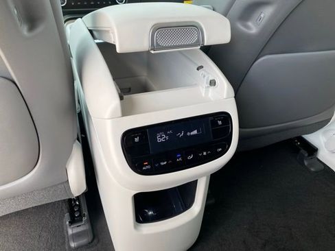 New 2026 Hyundai Ioniq 9 SEL image 41