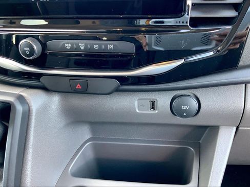 New 2025 Ford Transit 350 XLT image 15