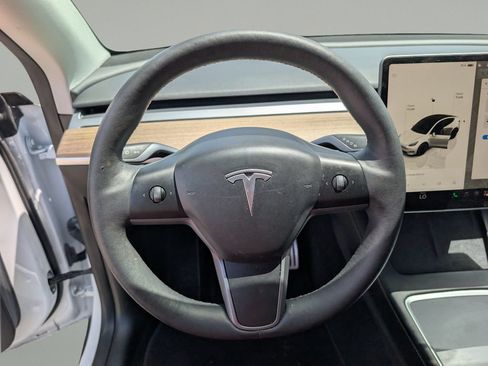Used 2023 Tesla Model Y Performance AWD/4WD image 21
