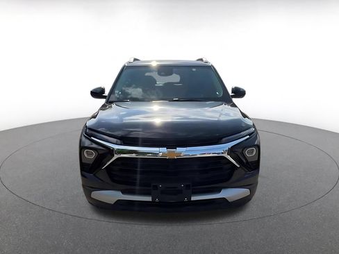 Used 2025 Chevrolet TrailBlazer LT FWD image 4