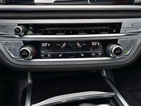 Used 2019 BMW 740e xDrive w/ M Sport Package AWD/4WD image 16