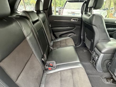 Used 2020 Jeep Grand Cherokee Altitude RWD image 42