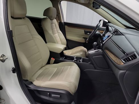 Used 2019 Honda CR-V Touring image 25
