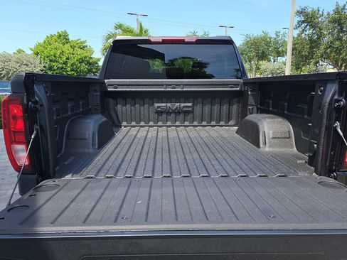 New 2025 GMC Sierra 1500 Elevation w/ LPO, Elevation Black Package image 8