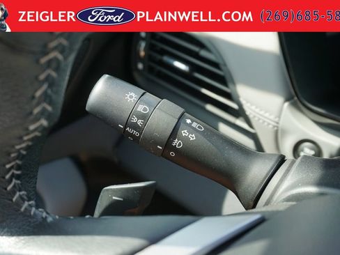 Used 2023 Subaru Outback Premium AWD/4WD image 24