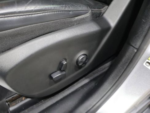 Used 2020 Jeep Cherokee Limited w/ Safetytec Group AWD/4WD image 12